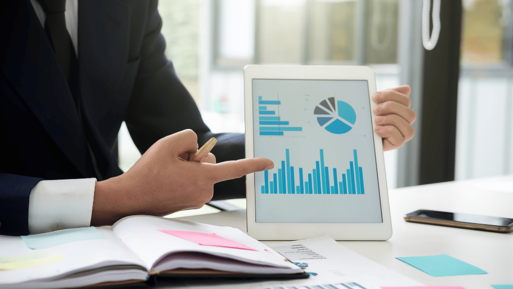 Imagen ilustrativa de comparación de estrategias empresariales